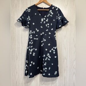 BANANA REPUBLIC Size 2 Navy Blue Floral FIT & FLARE DRESS V-neck EUC
